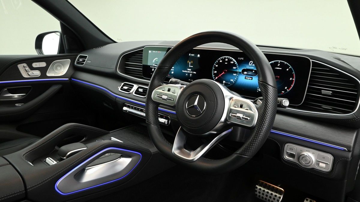 Mercedes-Benz GLS Class Image 3