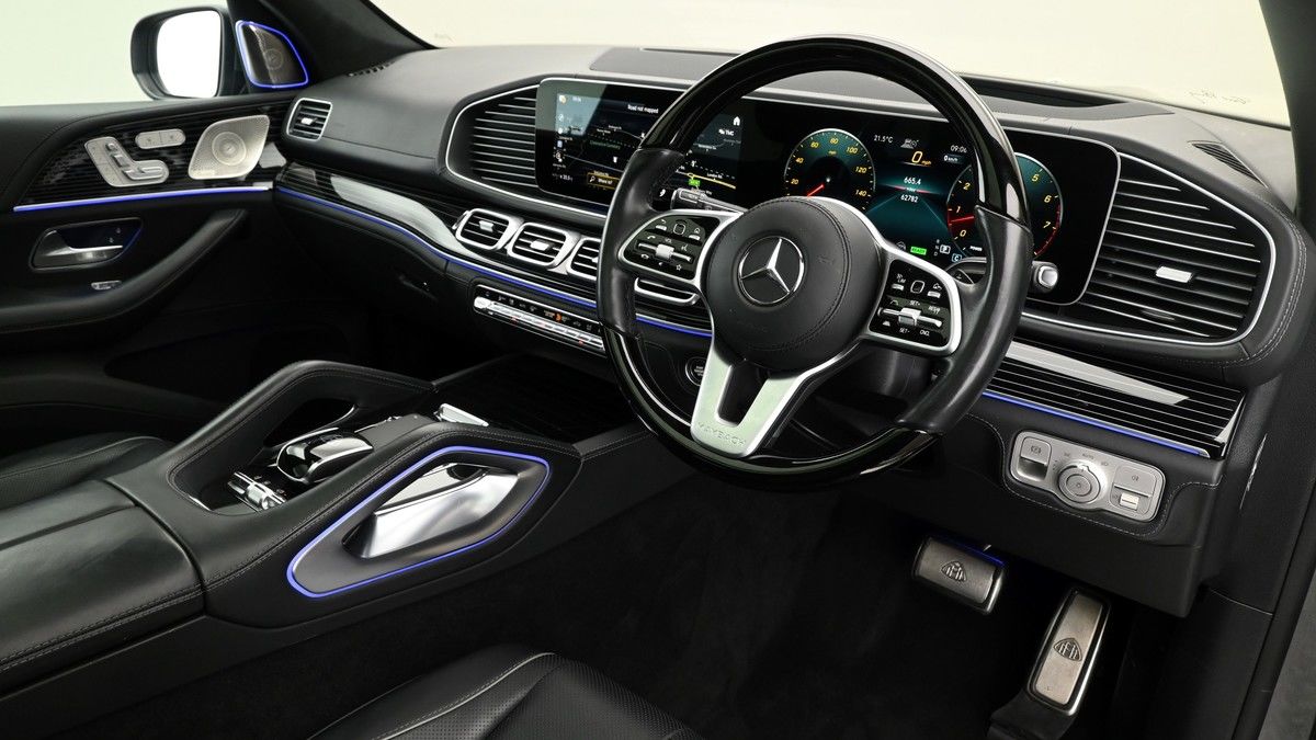 Mercedes-Benz Maybach GLS Image 4