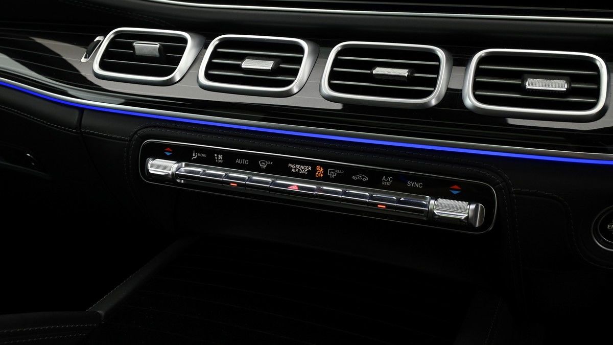 Mercedes-Benz Maybach GLS Image 14