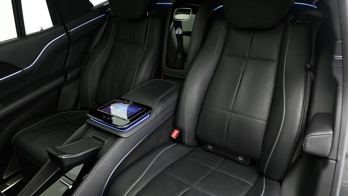 Mercedes-Benz Maybach GLS Image 6