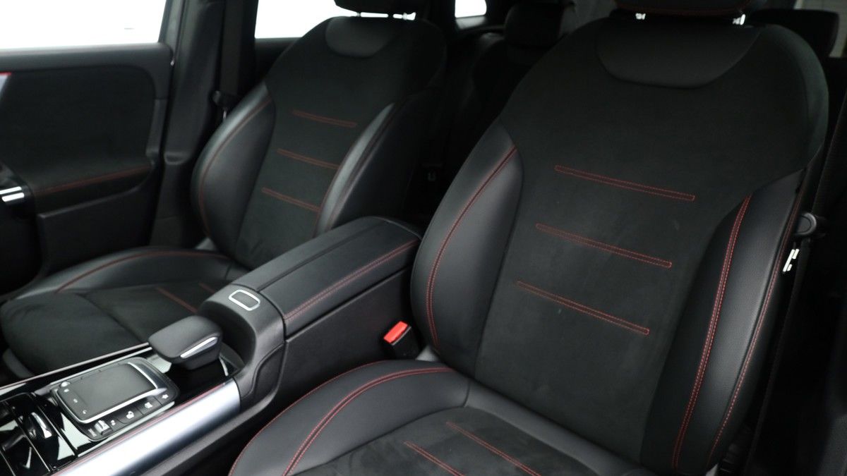 Mercedes-Benz EQA Image 4