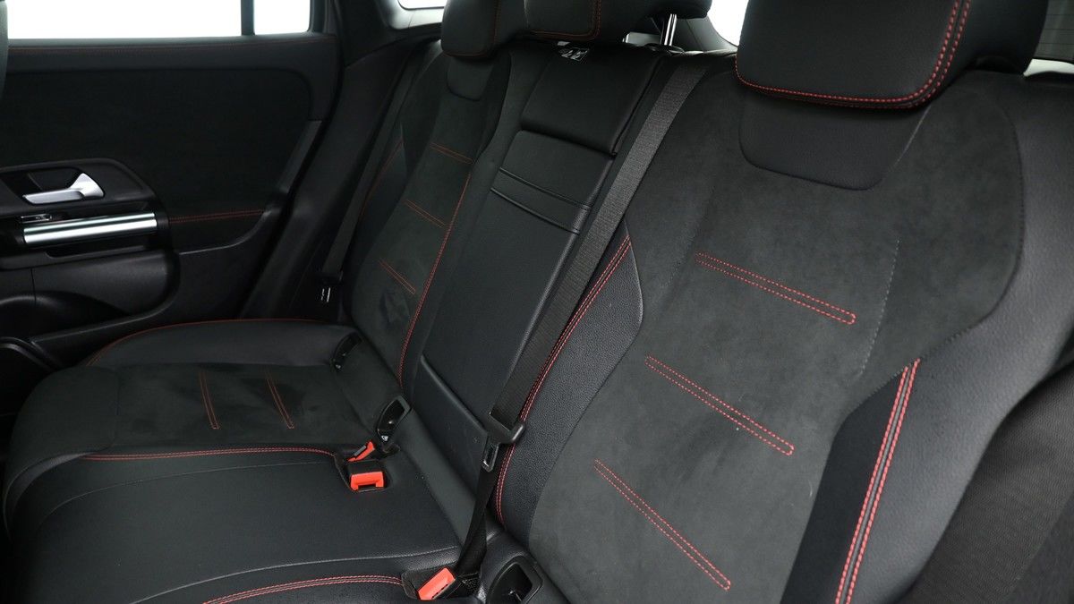 Mercedes-Benz EQA Image 5
