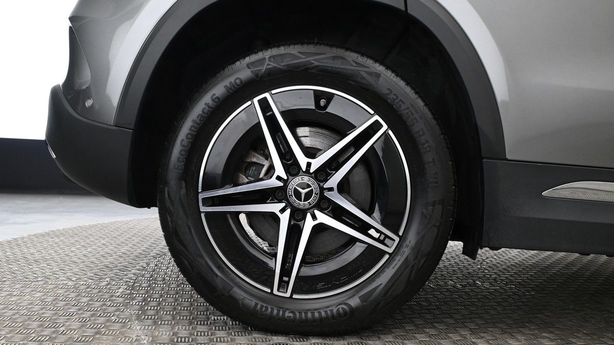 Mercedes-Benz EQA Image 9