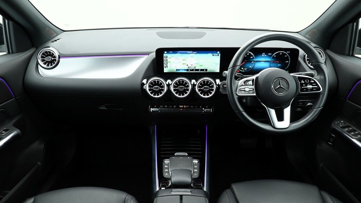 Mercedes-Benz EQA Image 14