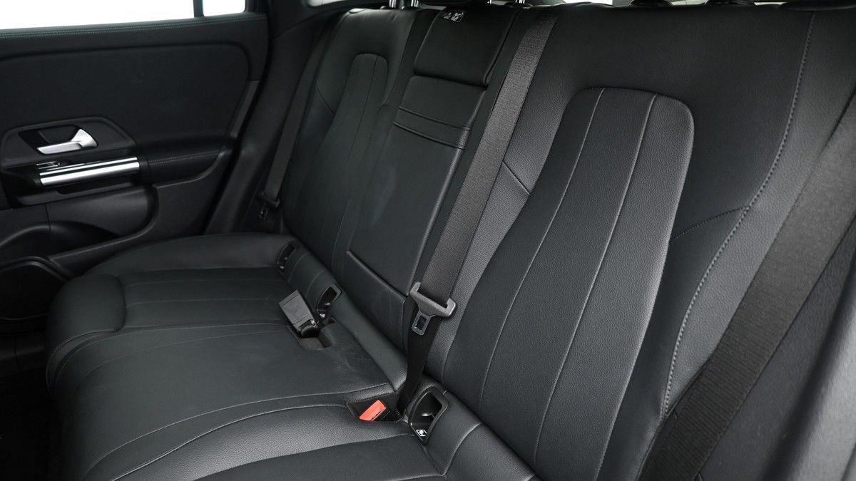 Mercedes-Benz EQA Image 5