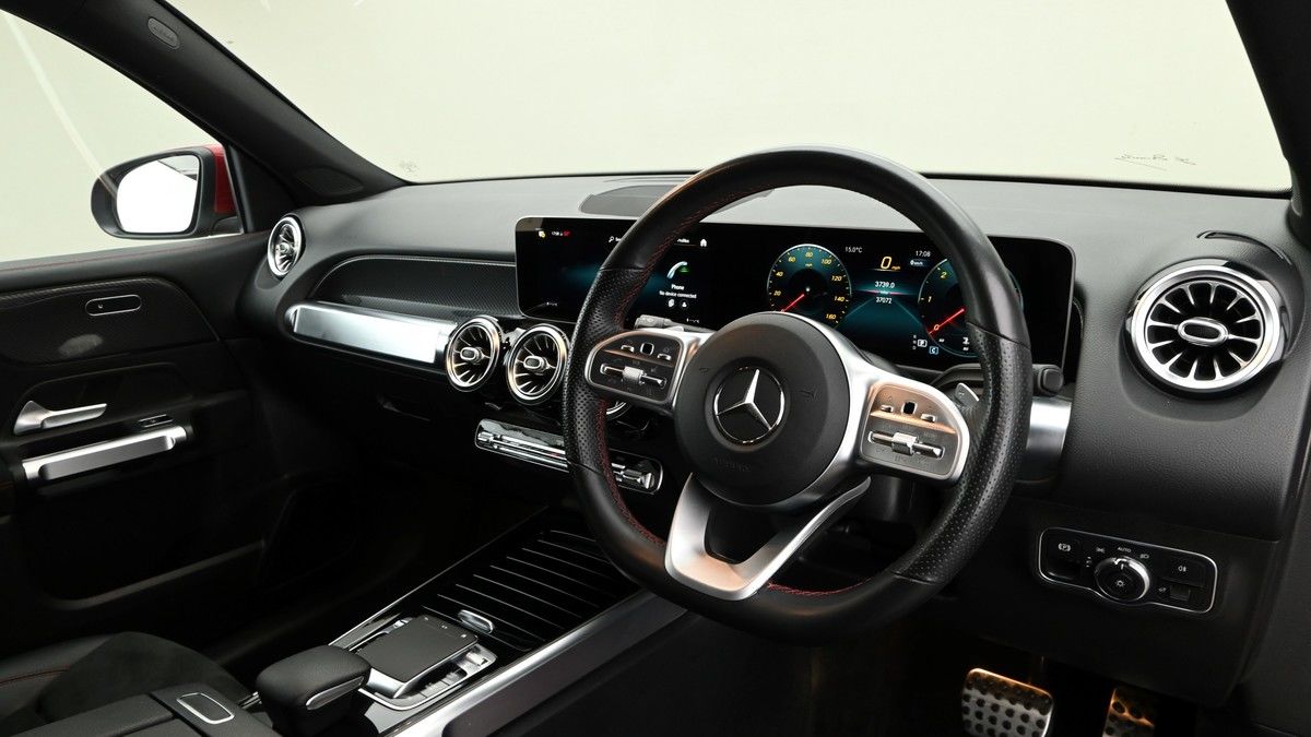 Mercedes-Benz GLB Class Image