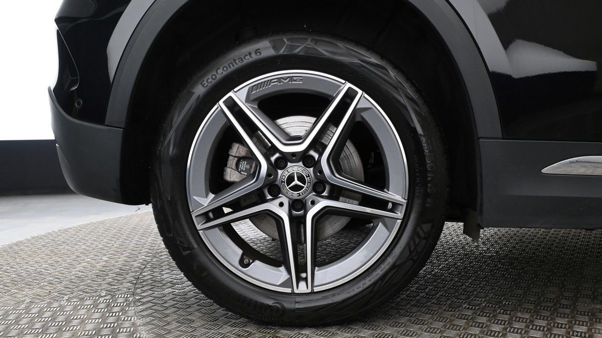 Mercedes-Benz GLA Image 9