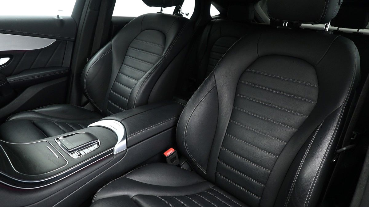 Mercedes-Benz GLC Image 4
