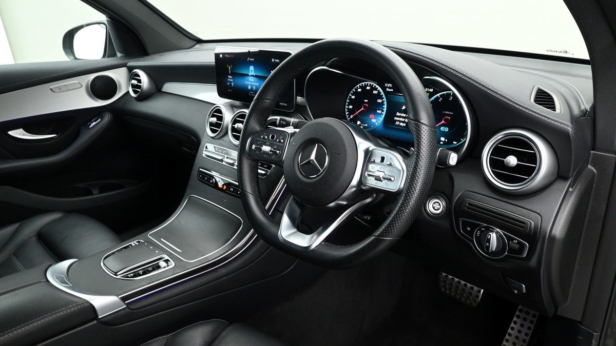 Mercedes-Benz GLC Image 3