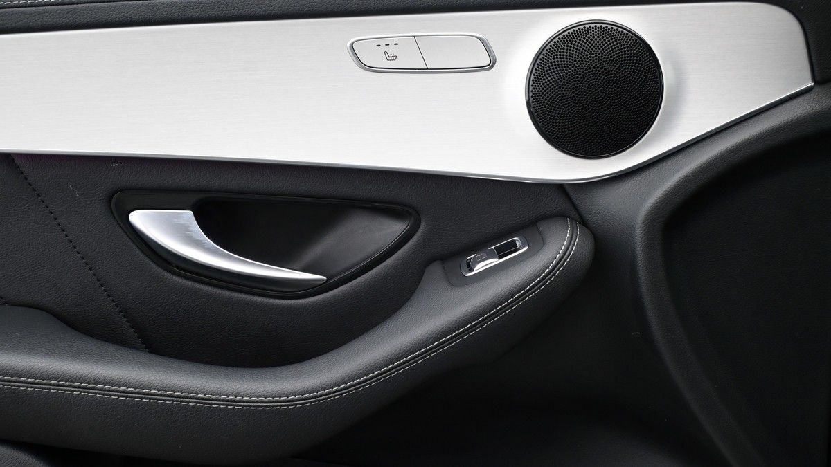 Mercedes-Benz GLC Image 13