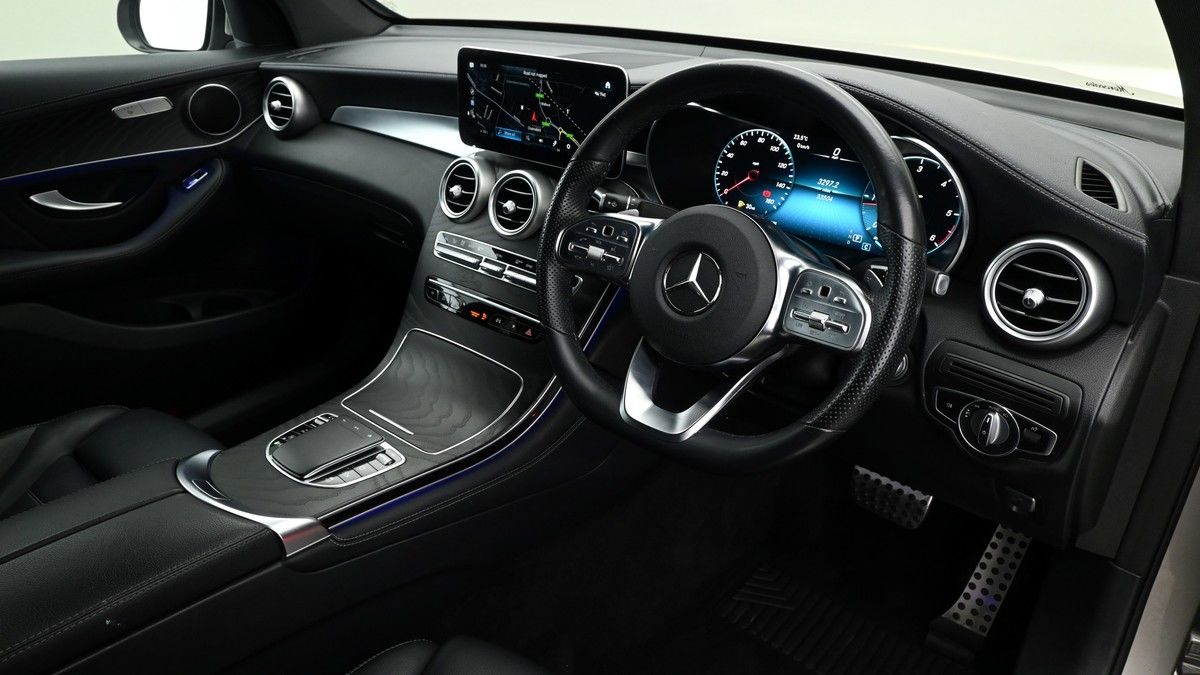 Mercedes-Benz GLC Image 2
