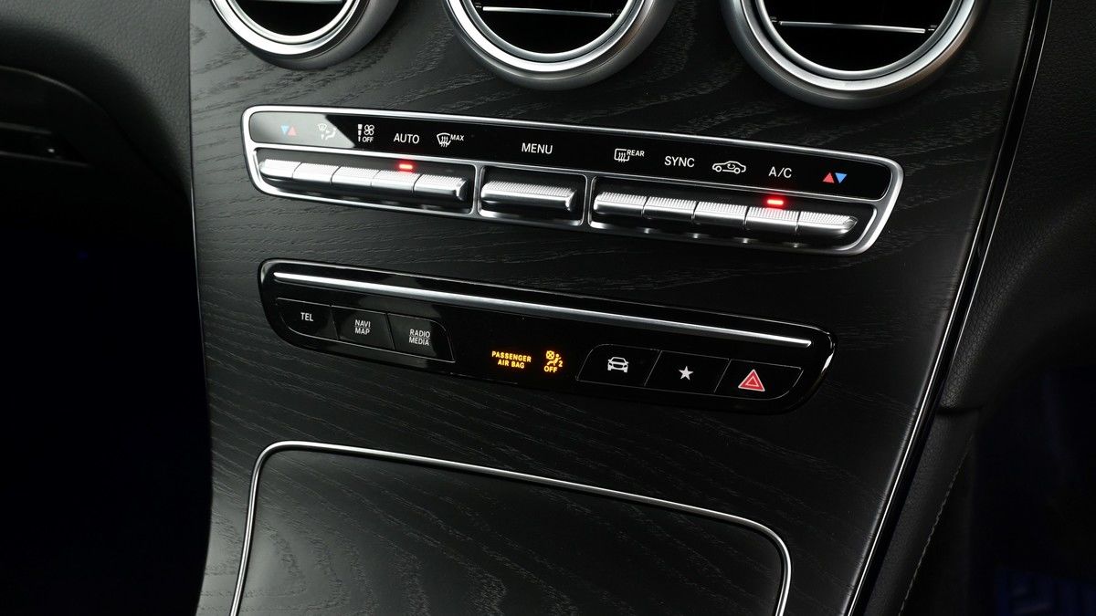Mercedes-Benz GLC Image 13