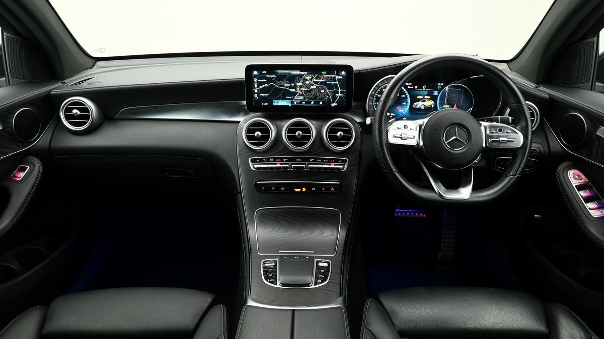 Mercedes-Benz GLC Image 15
