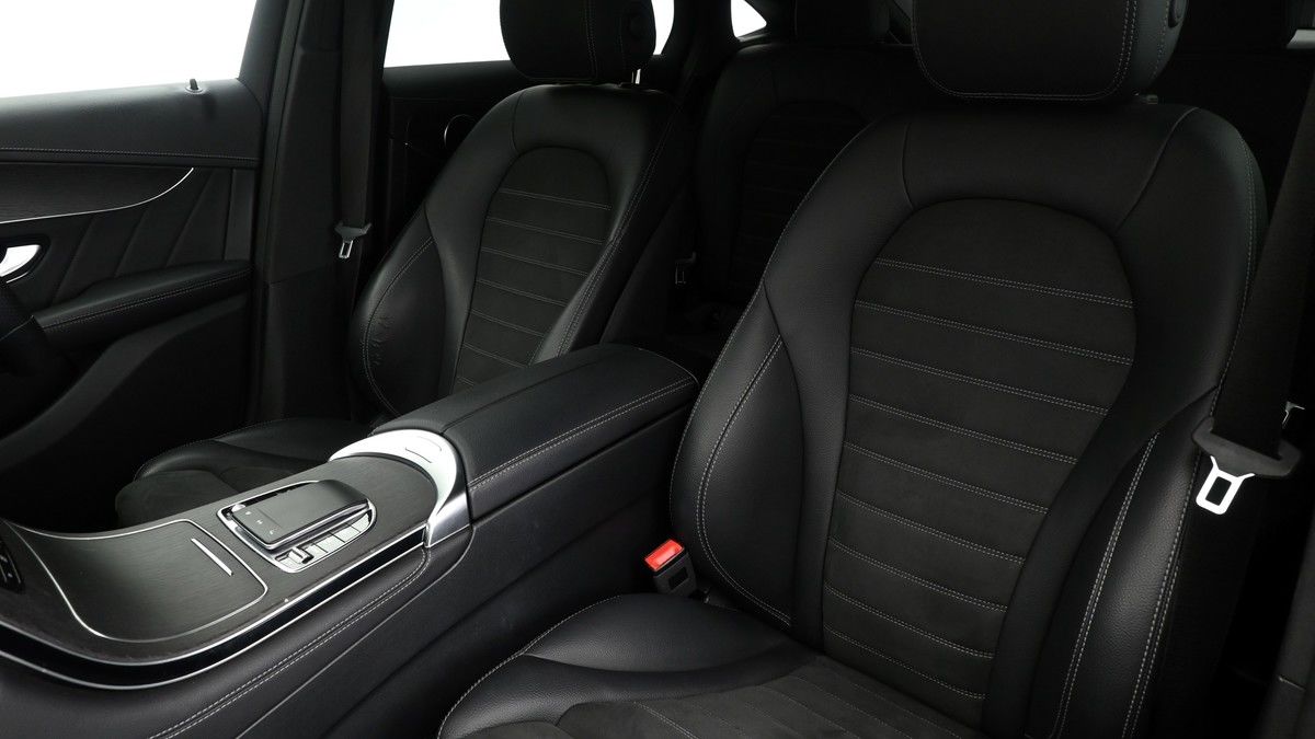 Mercedes-Benz GLC Image 3
