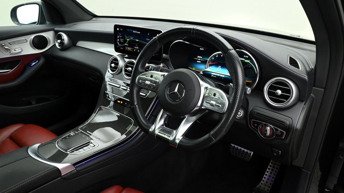 Mercedes-Benz GLC Image 3