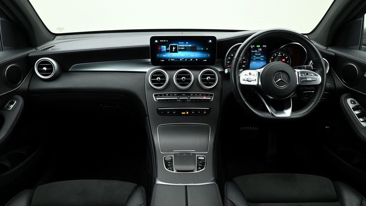 Mercedes-Benz GLC Image 14