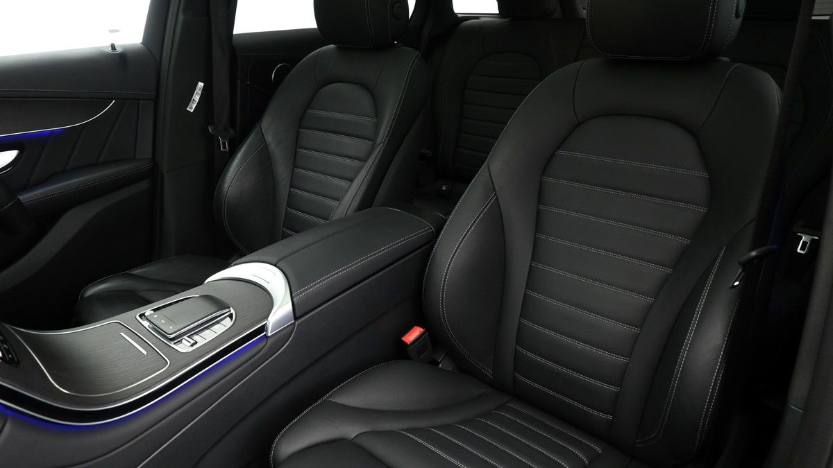 Mercedes-Benz GLC Image 4