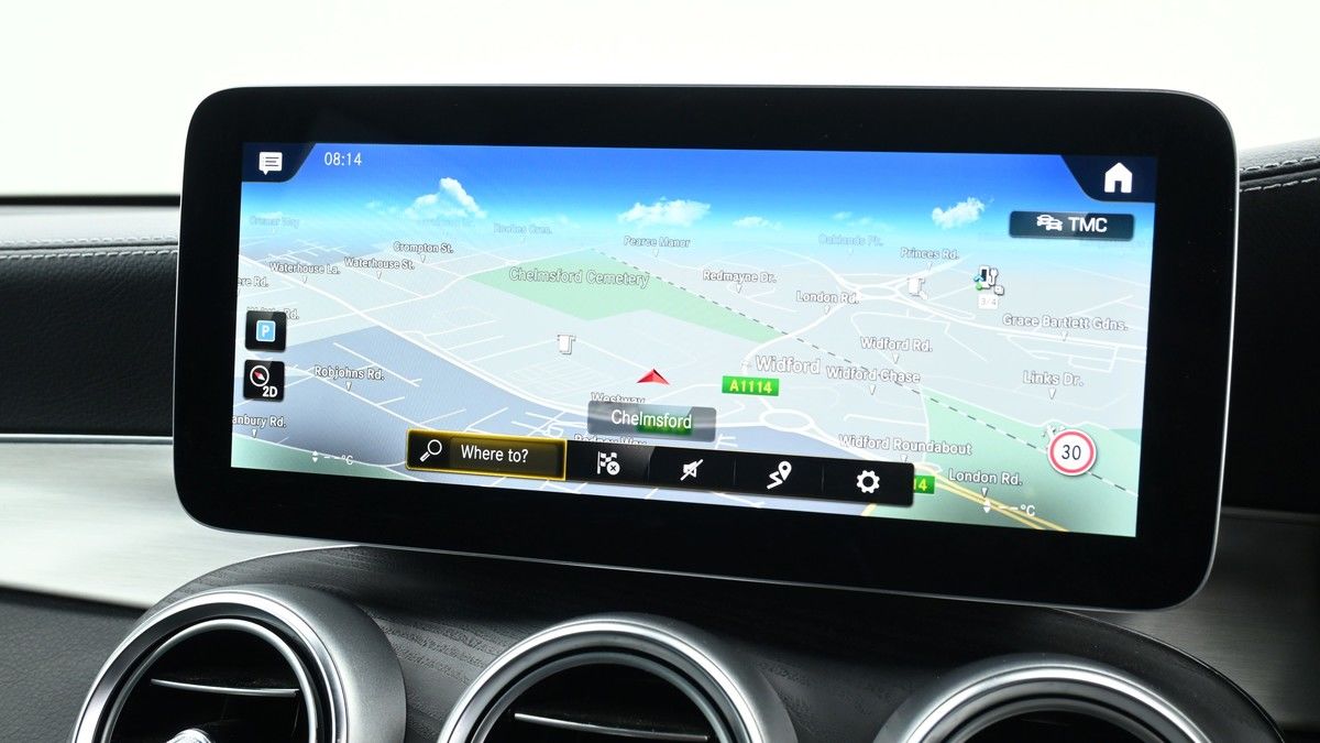 Mercedes-Benz GLC Image 11