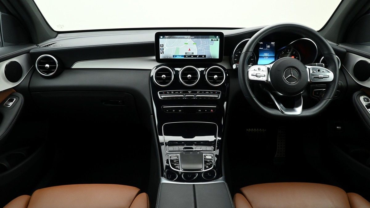 Mercedes-Benz GLC Image 14
