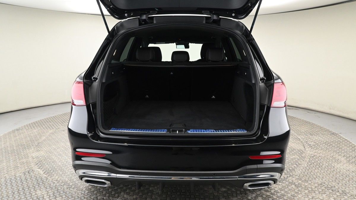 Mercedes-Benz GLC Image 10