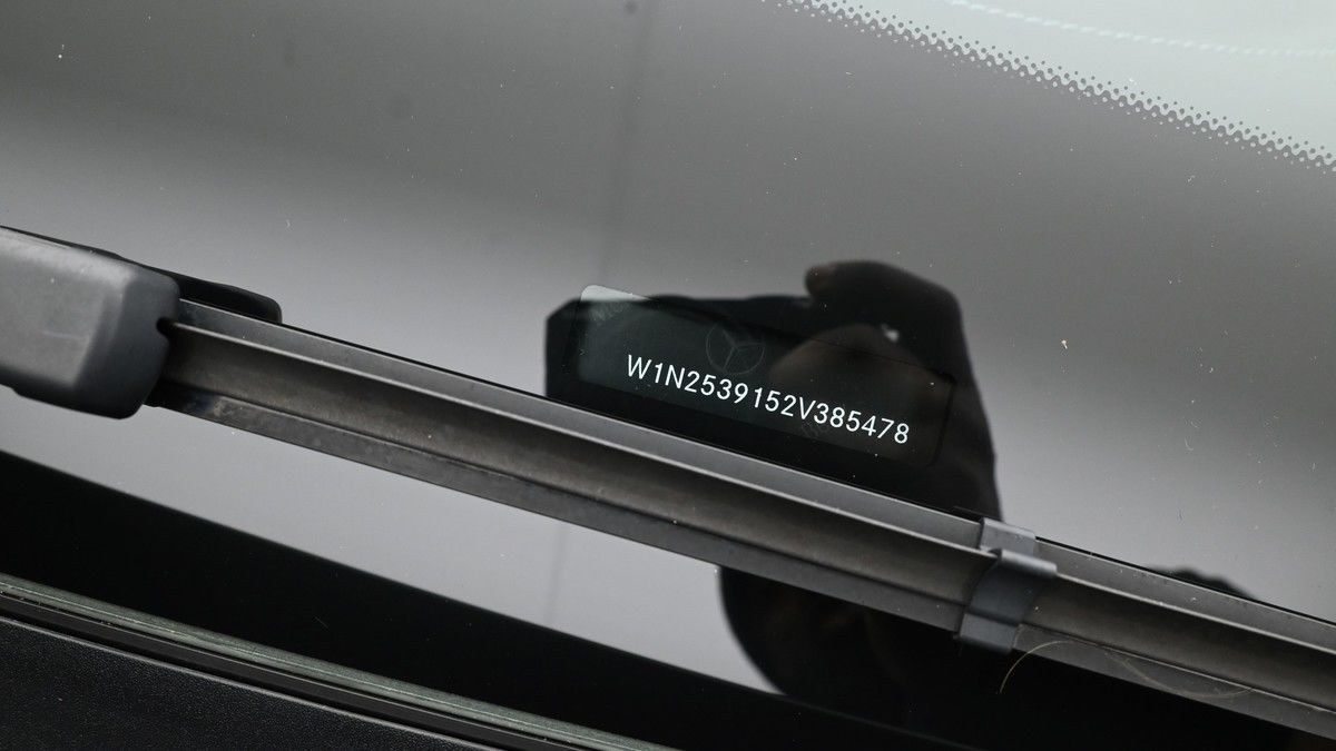 Mercedes-Benz GLC Image 2