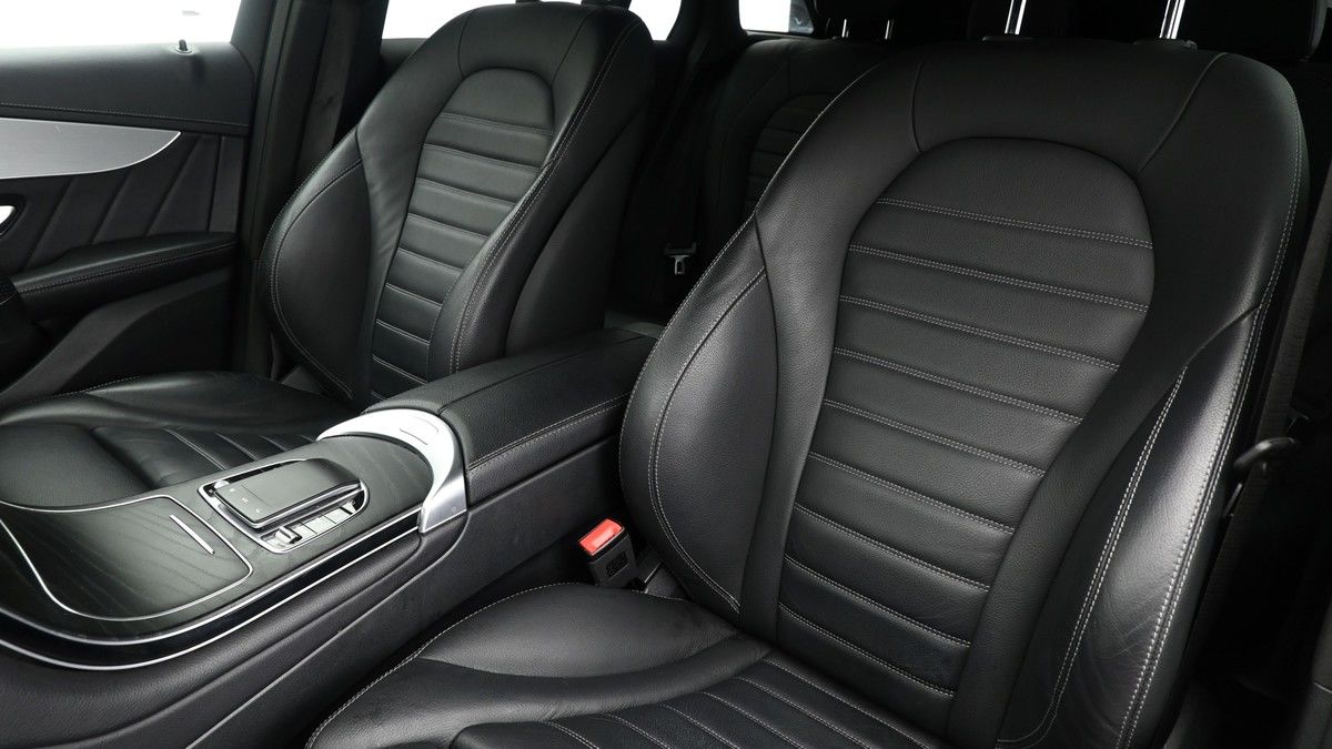 Mercedes-Benz GLC Image 4