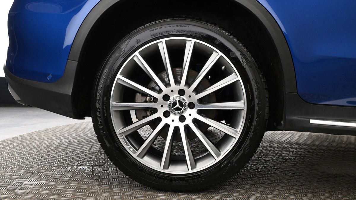 Mercedes-Benz GLC Image 9