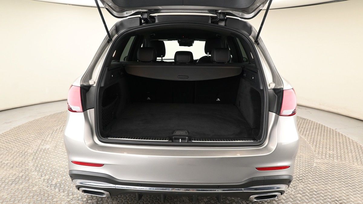 Mercedes-Benz GLC Image 10