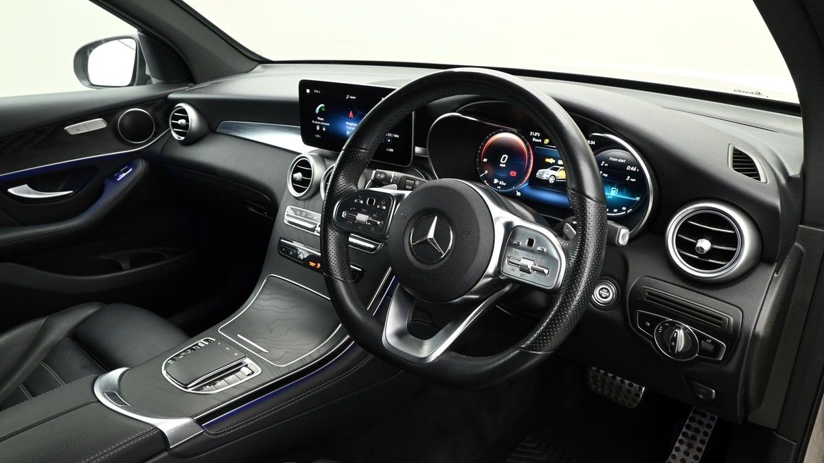 Mercedes-Benz GLC Image 3