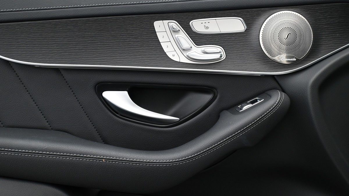 Mercedes-Benz GLC Image 13