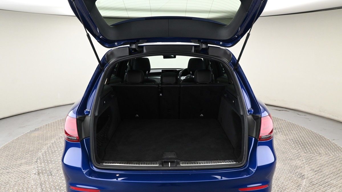 Mercedes-Benz GLC Image 10