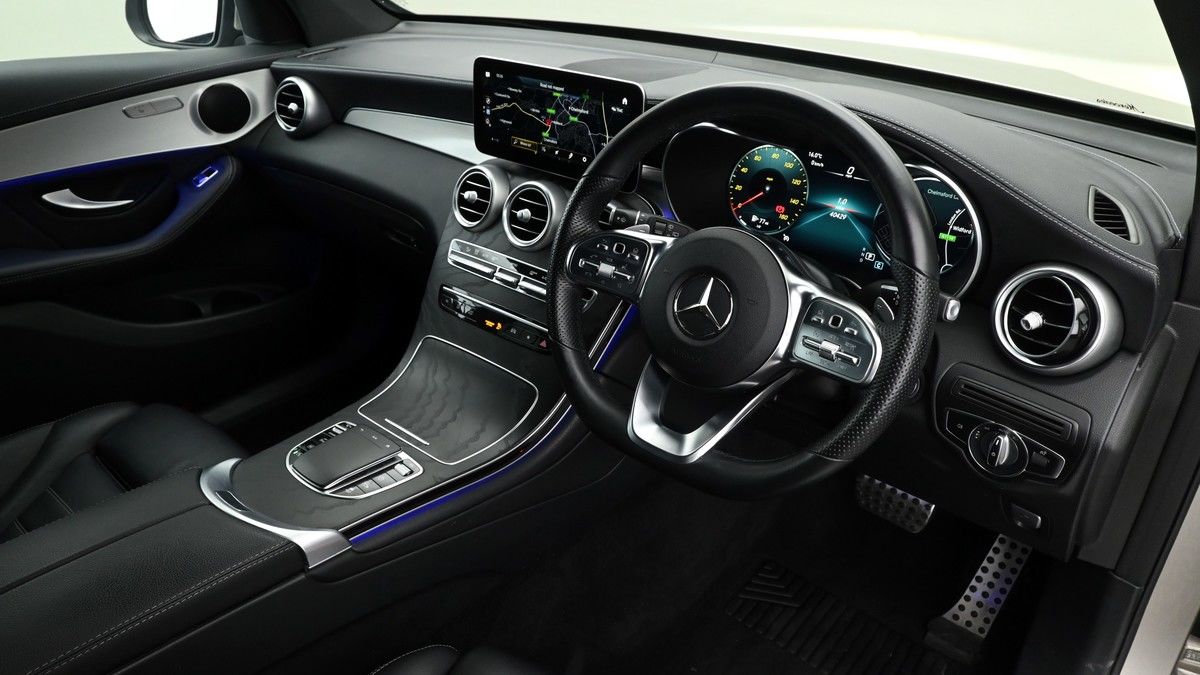 Mercedes-Benz GLC Image 2