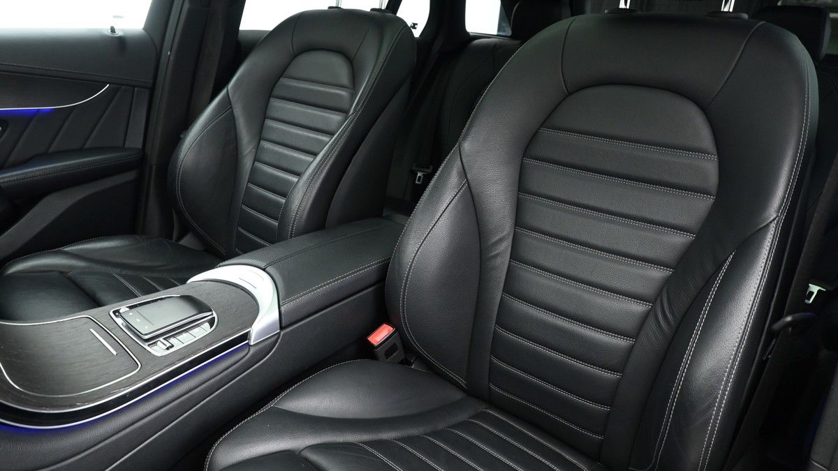 Mercedes-Benz GLC Image 4