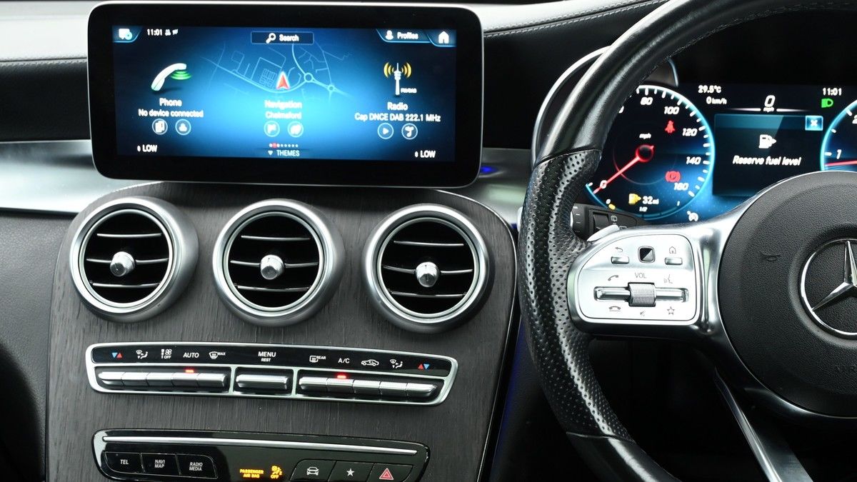Mercedes-Benz GLC Image 15