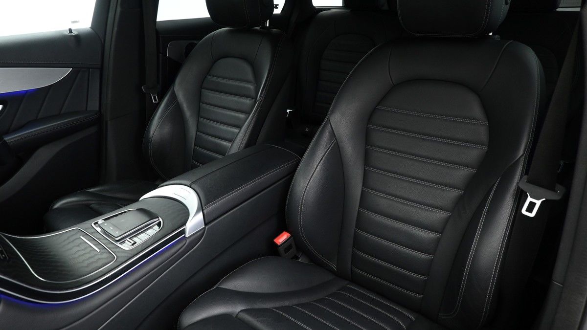 Mercedes-Benz GLC Image 3