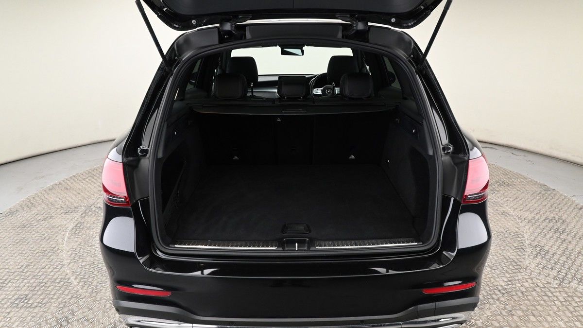 Mercedes-Benz GLC Image 10