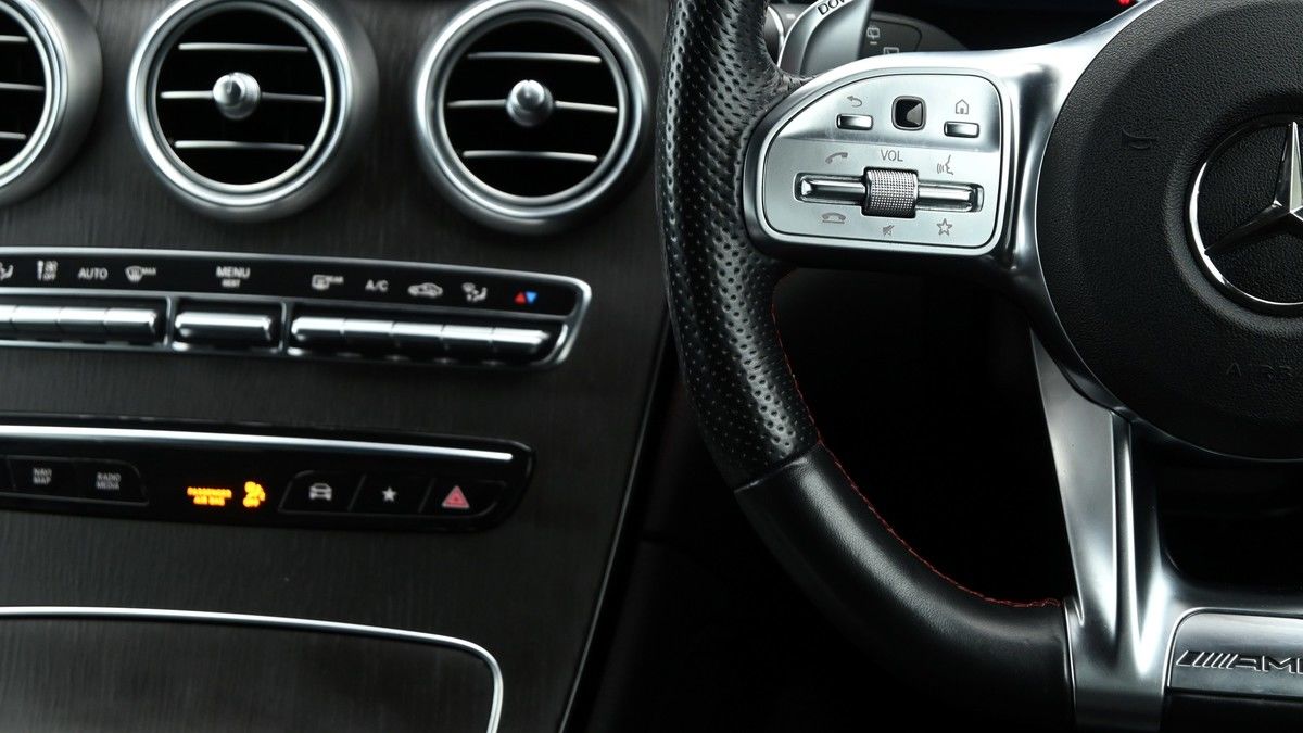 Mercedes-Benz GLC Image 15