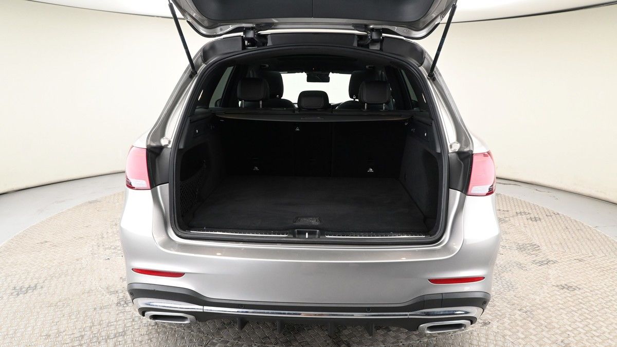 Mercedes-Benz GLC Image 10