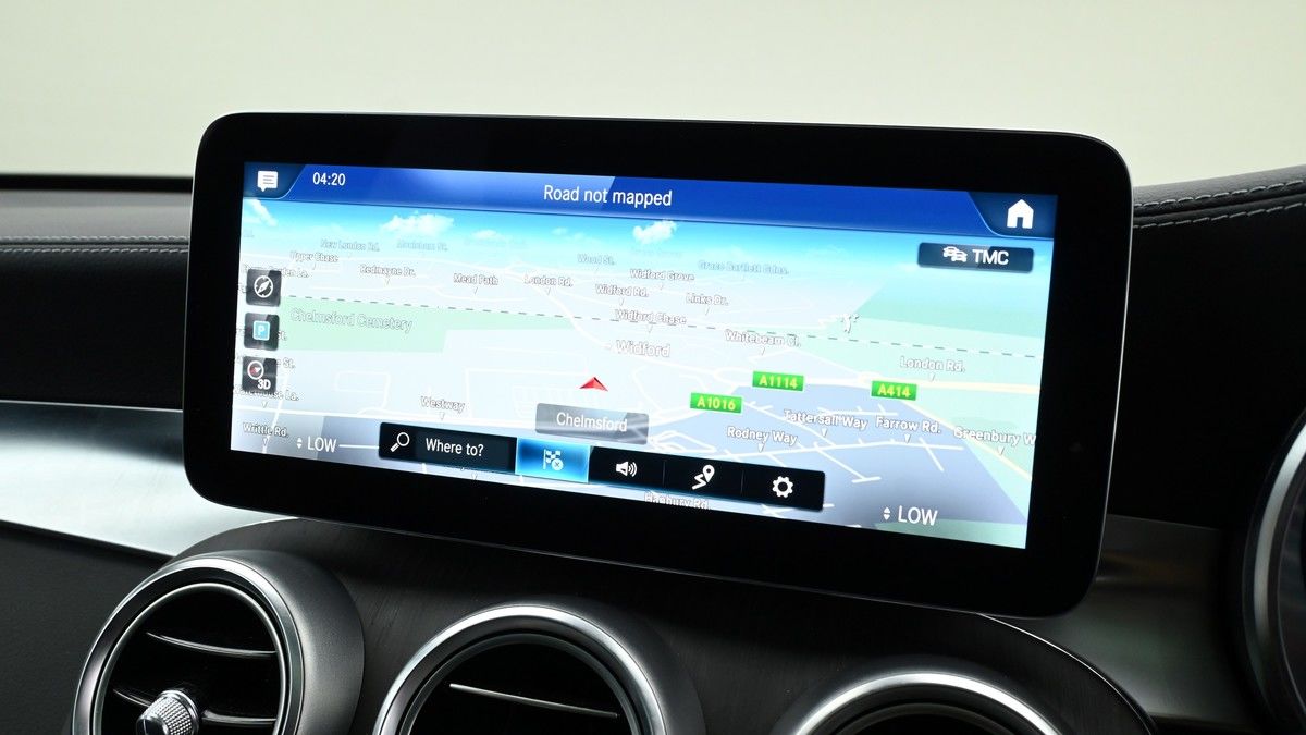 Mercedes-Benz GLC Image 11