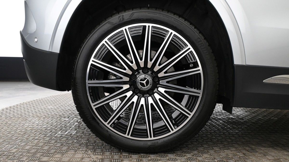 Mercedes-Benz GLA Image 9