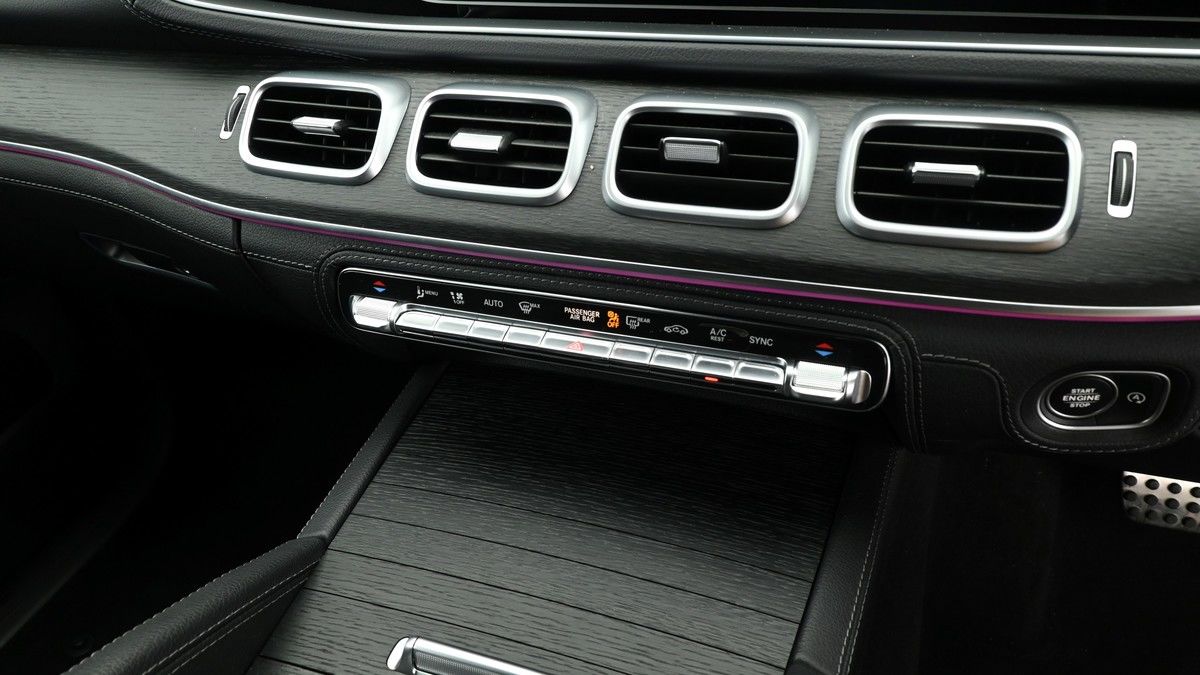 Mercedes-Benz GLE Image 12