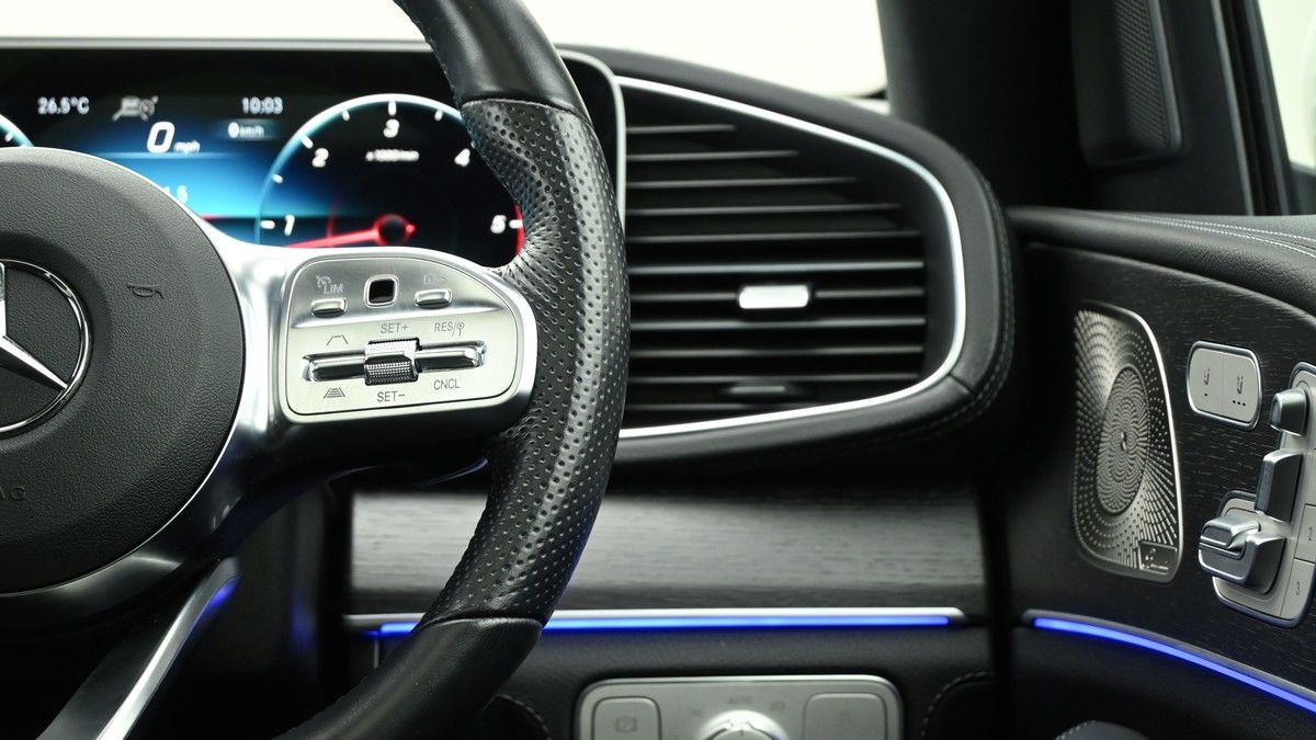 Mercedes-Benz GLE Image 16