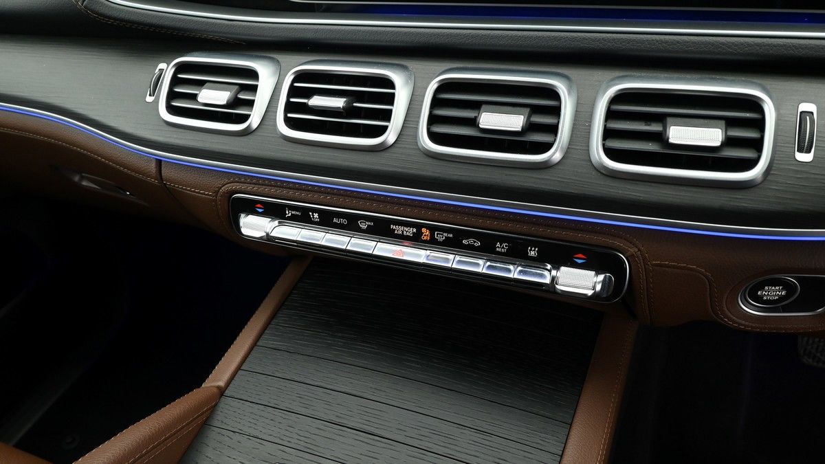 Mercedes-Benz GLE Image 12