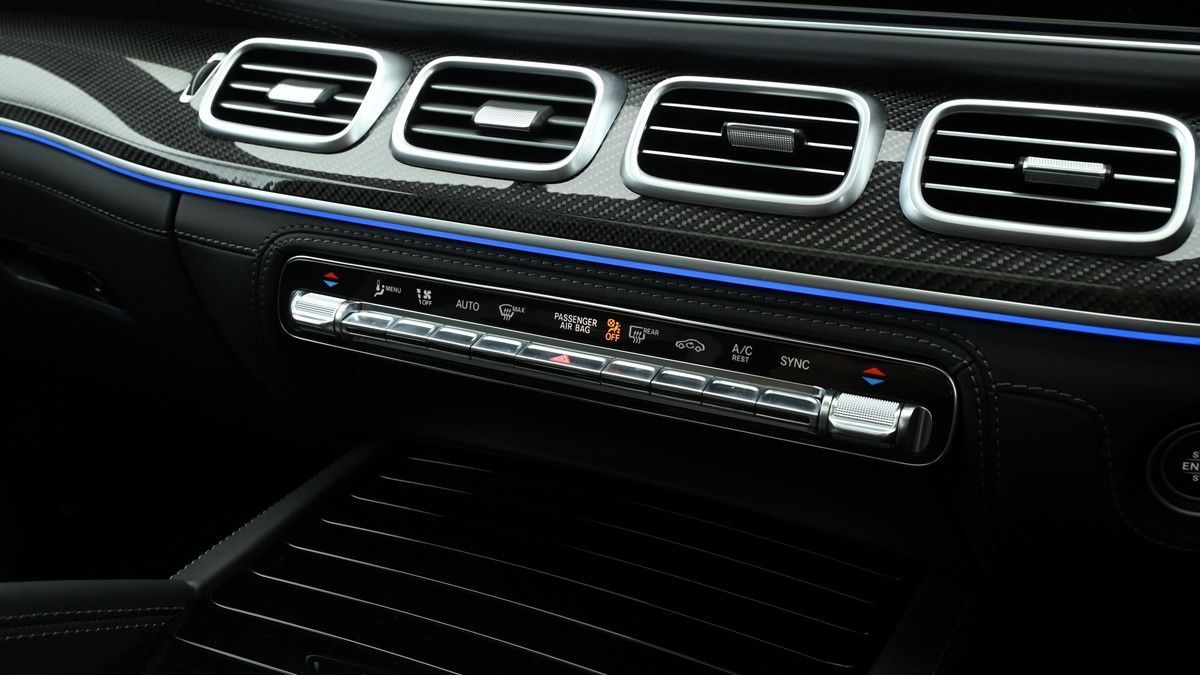 Mercedes-Benz GLE Image 12
