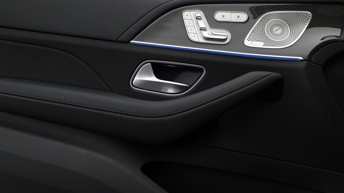 Mercedes-Benz GLE Image 13