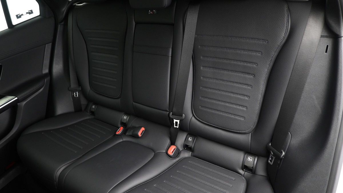 Mercedes-Benz GLC Image 4