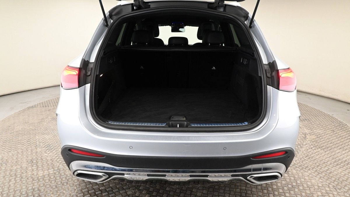 Mercedes-Benz GLC Image 10