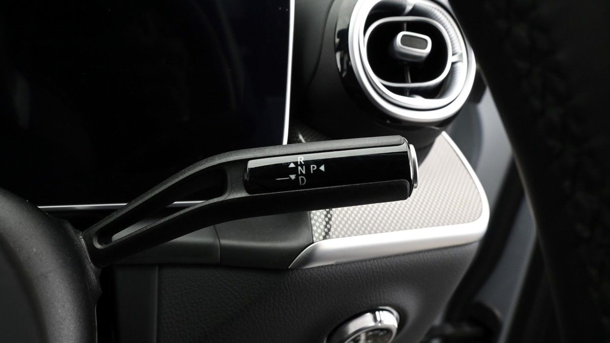 Mercedes-Benz GLC Image 2