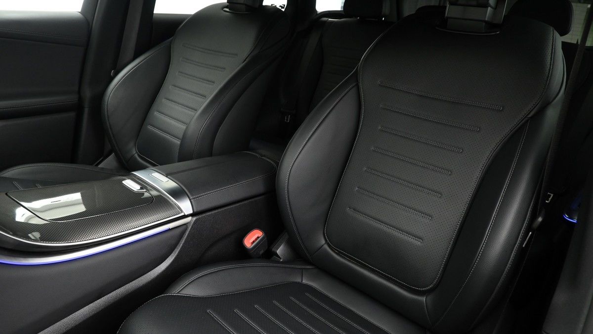 Mercedes-Benz GLC Image 4