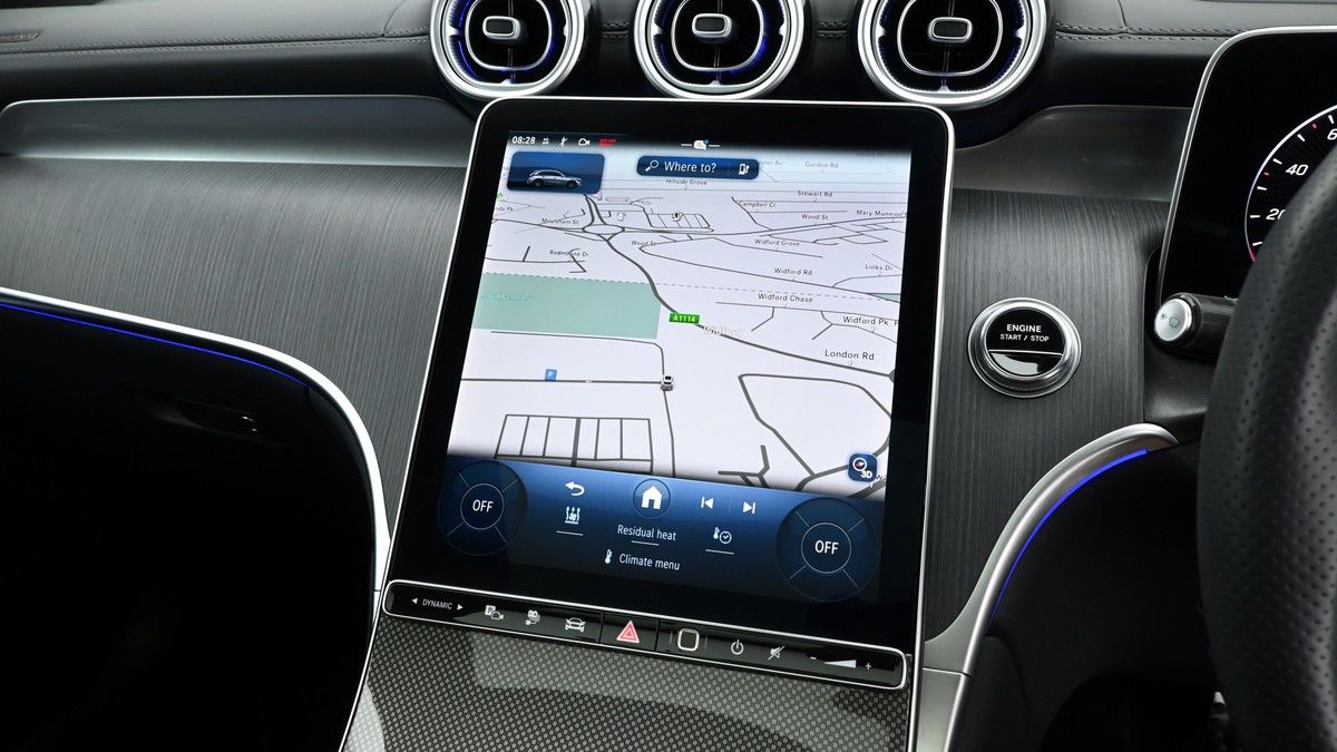 Mercedes-Benz GLC Image 11